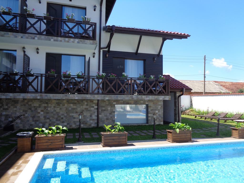 Marchevo Einstein House & Spa מראה חיצוני תמונה