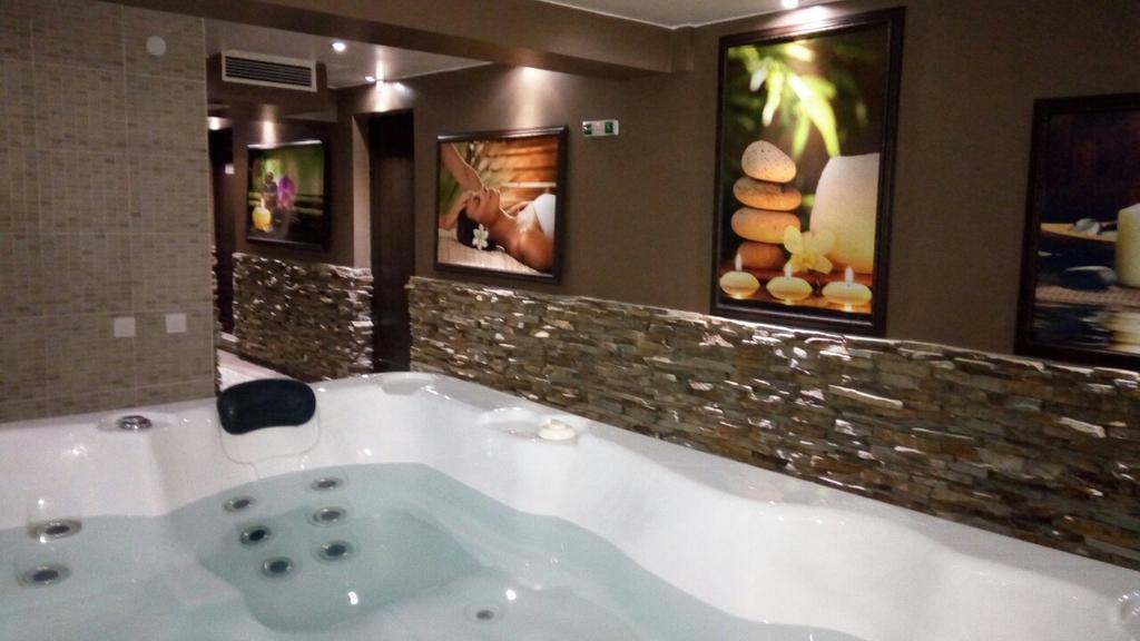 Marchevo Einstein House & Spa מראה חיצוני תמונה